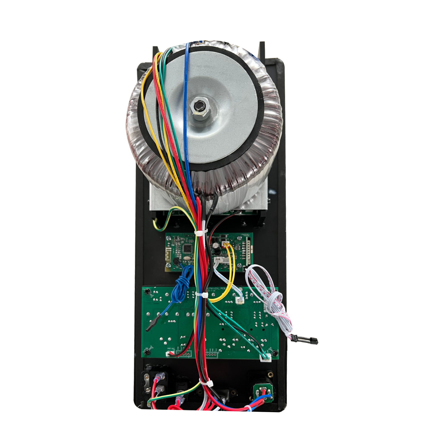 PL76 Amplificador para sistema PA autoamplificado clase H